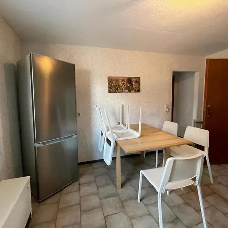 דירה Monteurwohnung In A8, Ulm, Guenstig, Wifi, Smart Tv