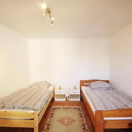 Monteurwohnung In A8, Ulm, Guenstig, Wifi, Smart Tv דירה Hohenstadt (Goppingen)